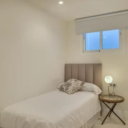 Villa Sunrise 7bedrooms By Lodgerstrip Budget Holidays *