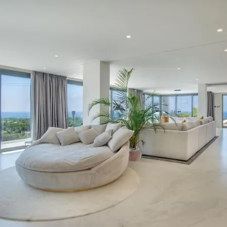 Sunrise 7bedrooms By Lodgerstrip Budget Holidays Villa Marbella